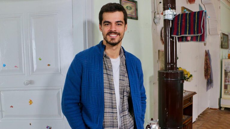 Gönül Mountain oyuncularından Berk Atan, araba kazası geçirdi