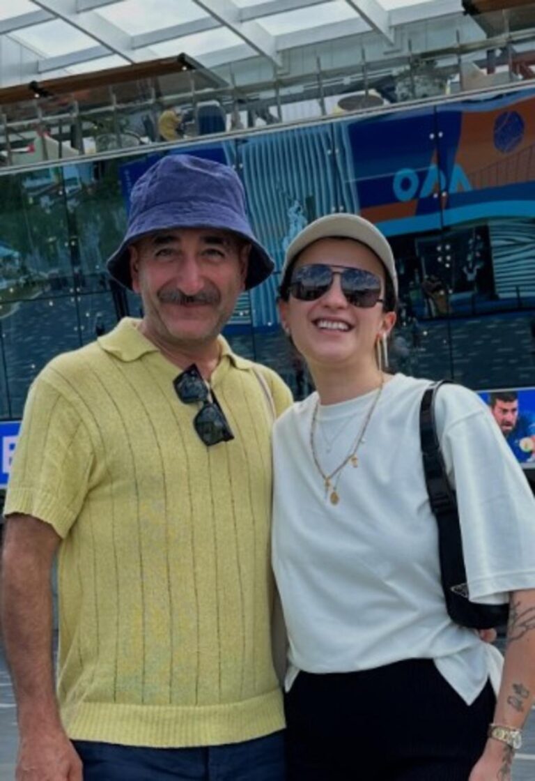 Melike Şahin anne oluyor! Bebeğinin cinsiyeti belli oldu