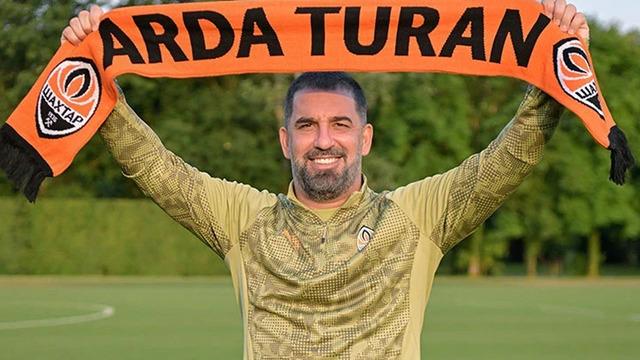 Beşiktaş’tan Arda Turan sürprizi! Çalışmalar resmen başladı